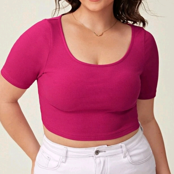SHEIN Tops - Ribbed crop top 🩷
